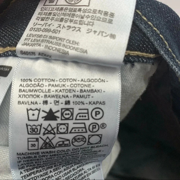 Levis 501 Mens Jeans Size 42X32 Straight Leg Blue Dark Wash Cotton Casual - Picture 7 of 9